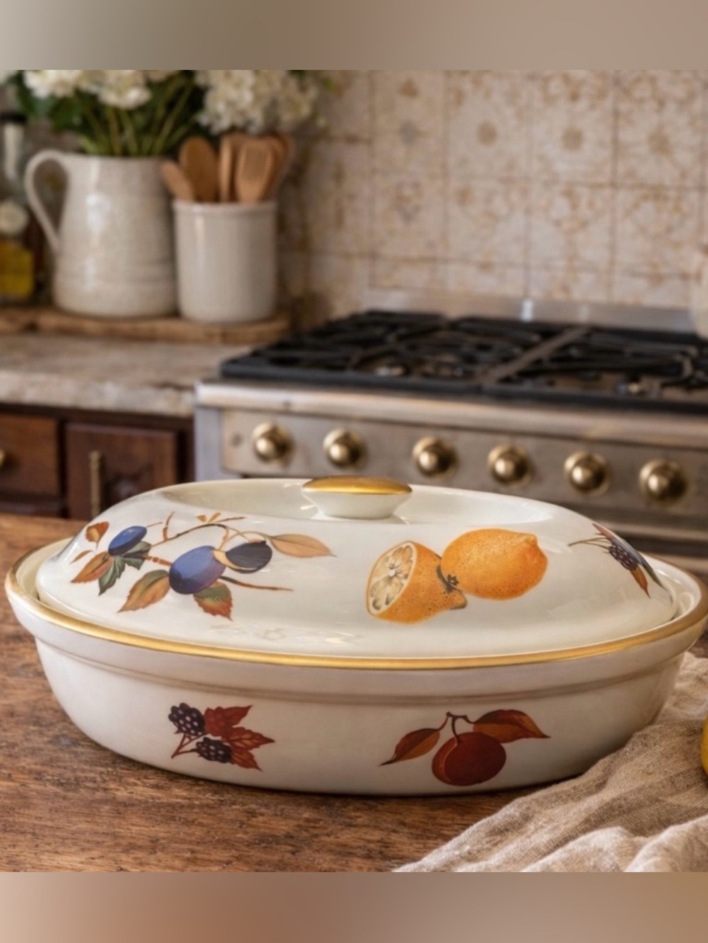 Royal Worcester Evesham Gold Casserole Dish 🍋 Vintage Covered 7x10